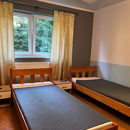 Osrodek Volfcamp Kwaszenina Lejlighed Arłamów Eksteriør billede