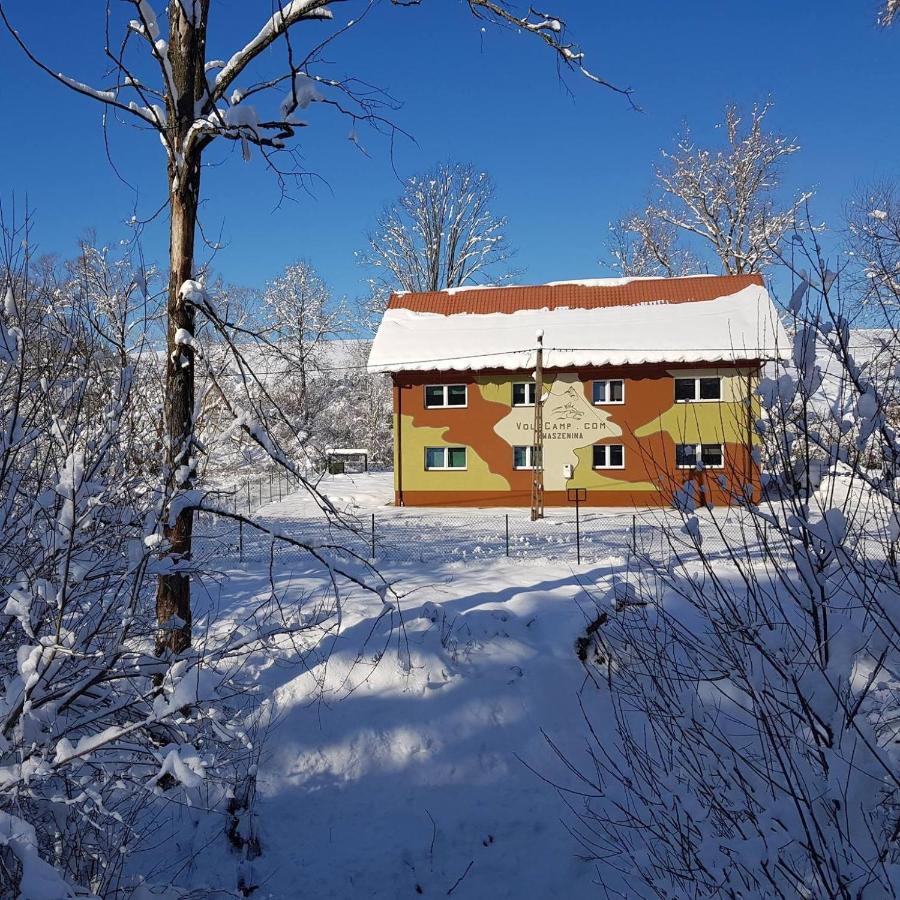 Osrodek Volfcamp Kwaszenina Lejlighed Arłamów Eksteriør billede